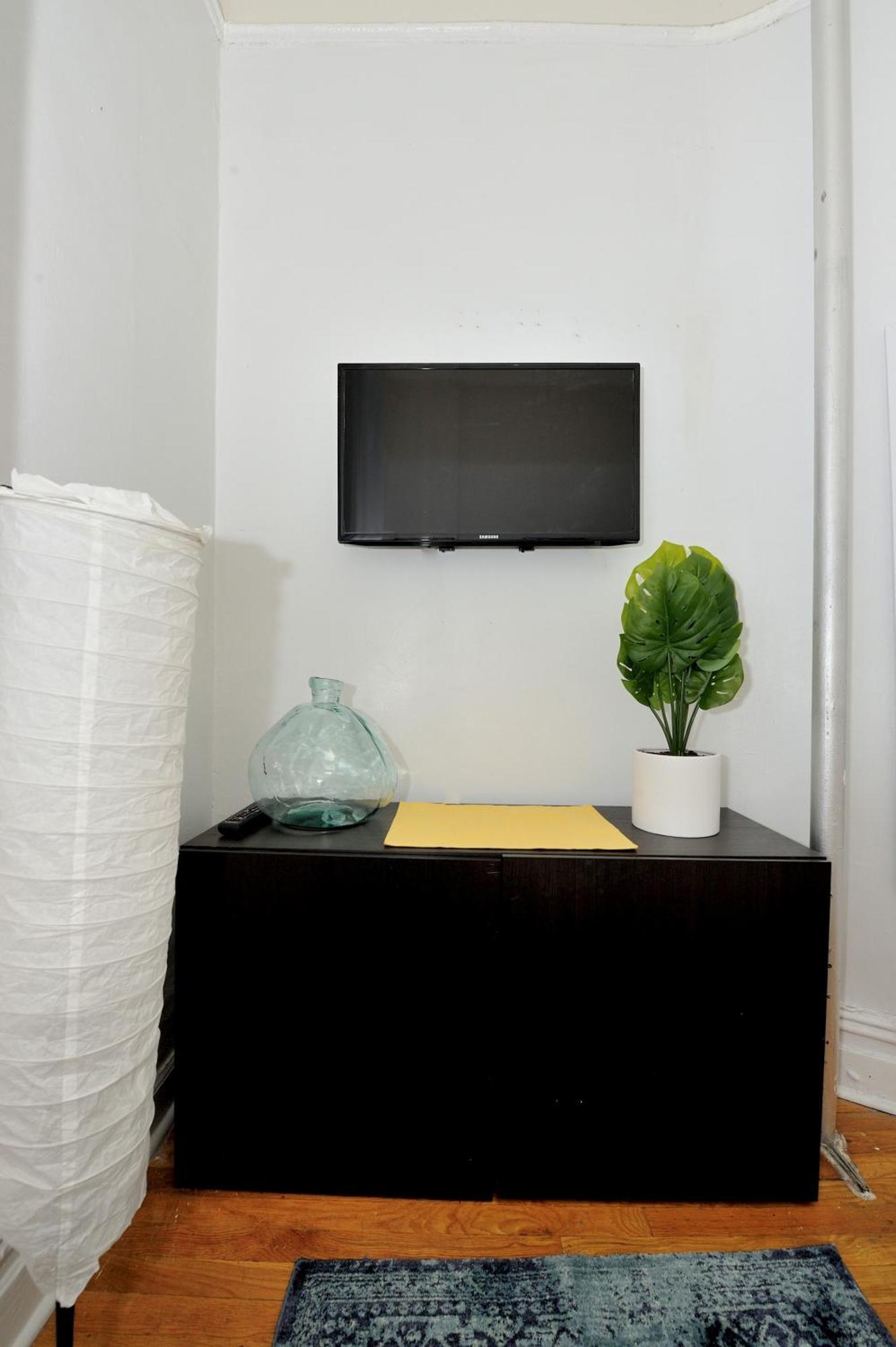 Midtown West Furnished 3br Perfect Share Apartment