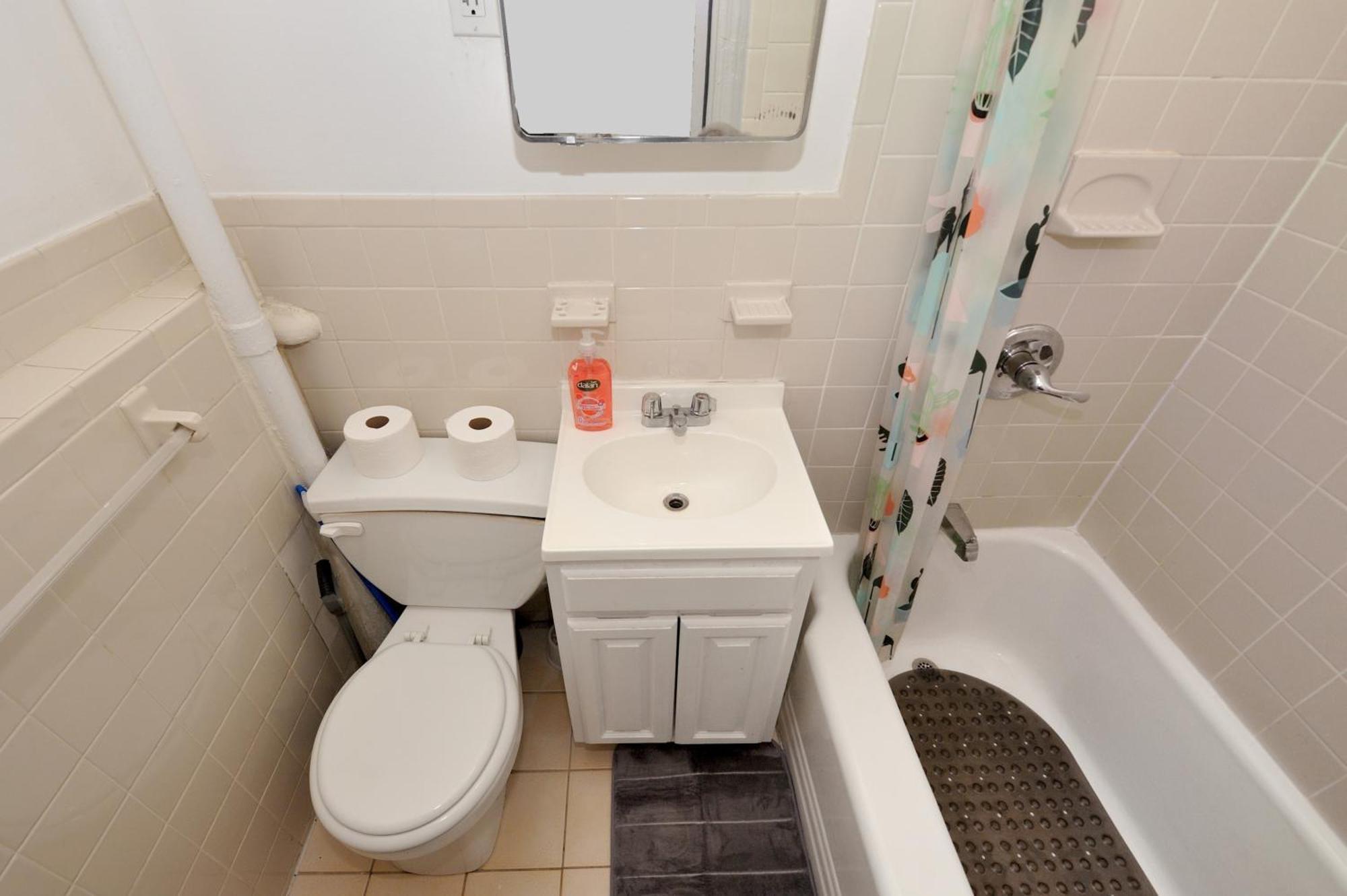 Spacious Upper East Side *