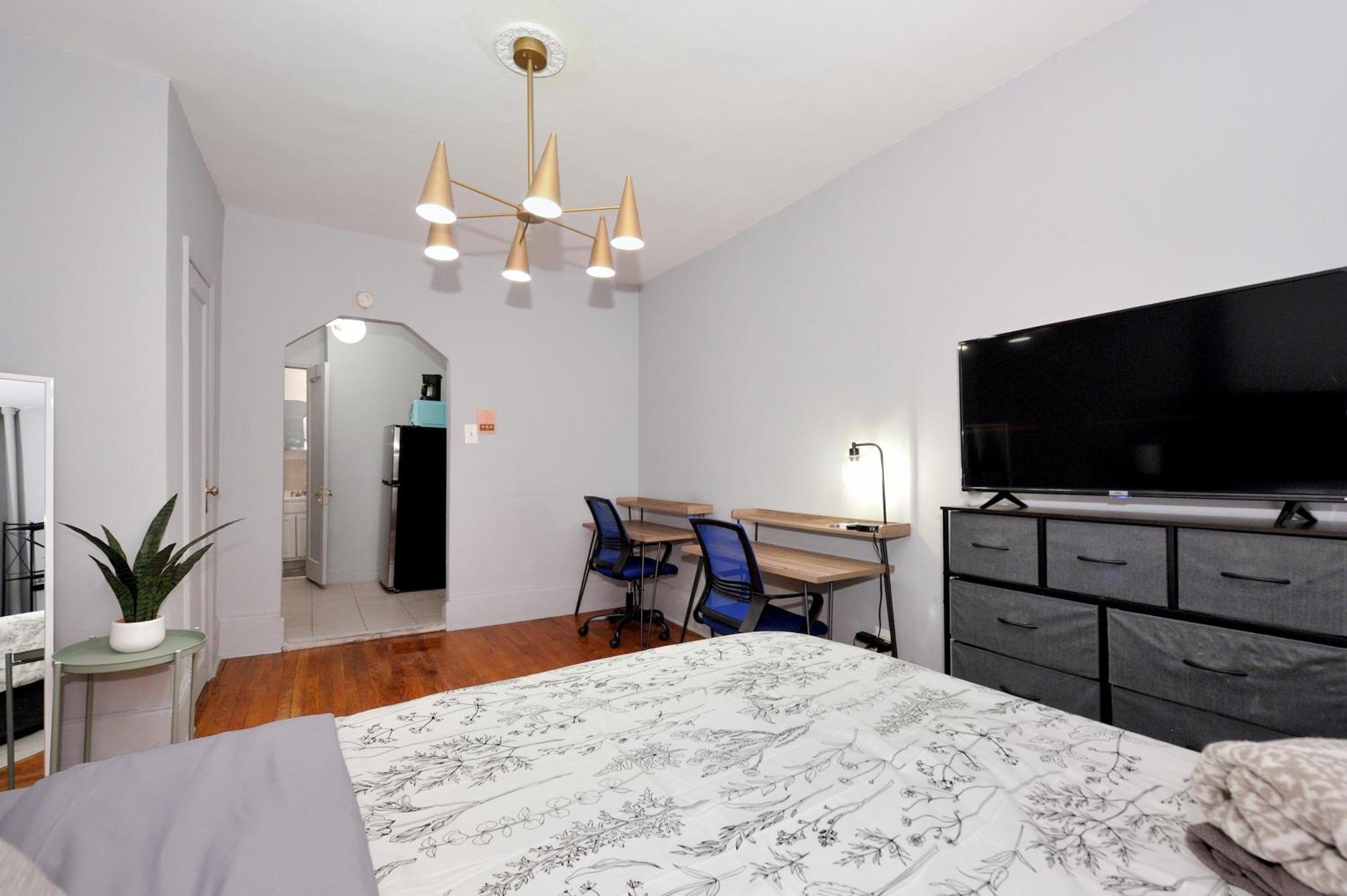 Spacious Upper East Side *