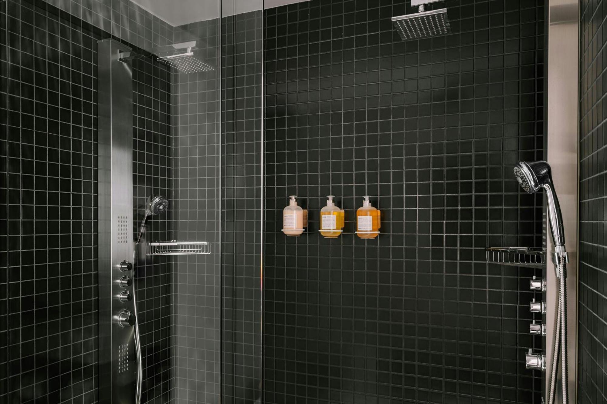 Duane Street Hotel Tribeca, Sonder