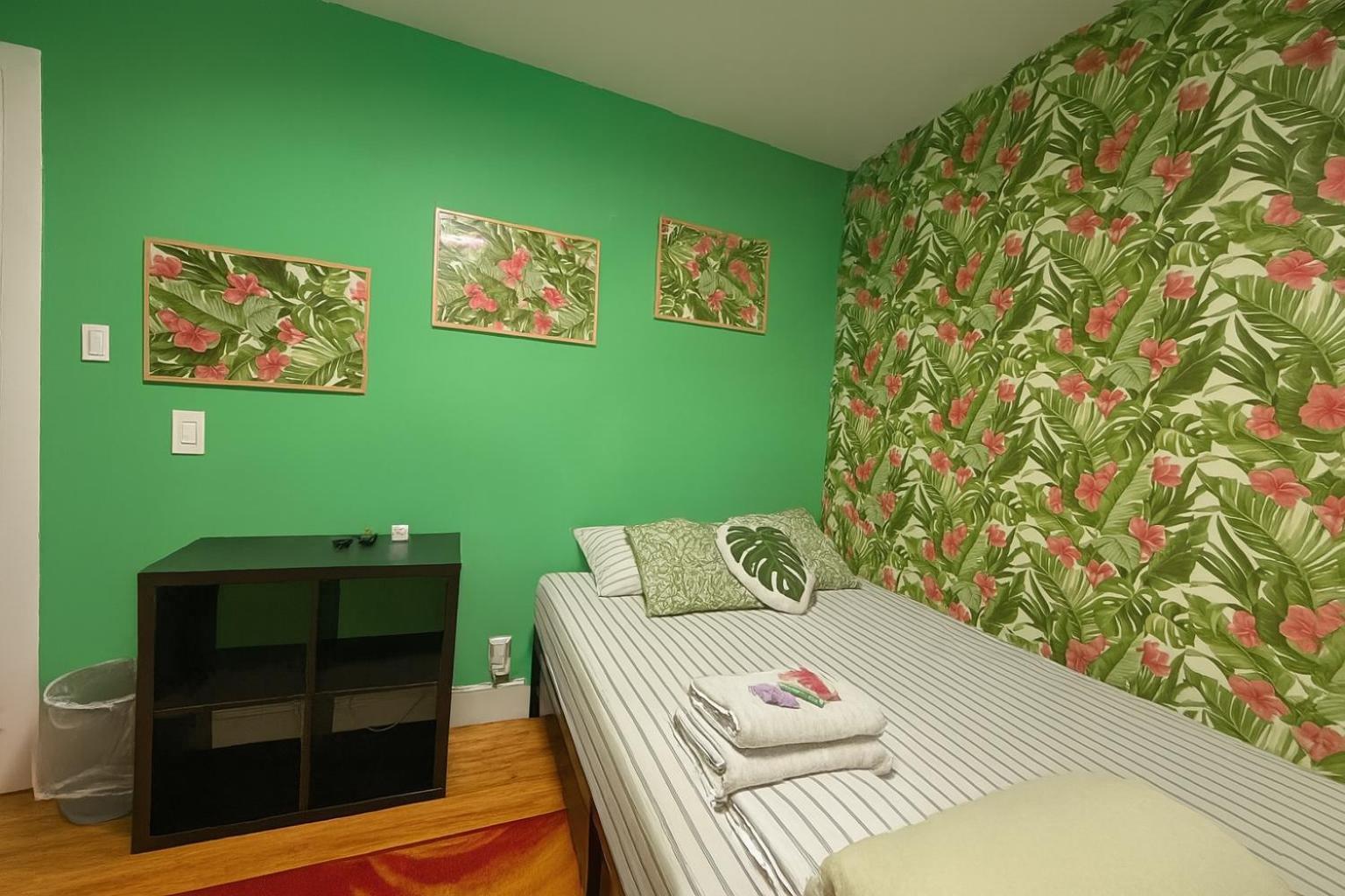 Tropical Style * New York