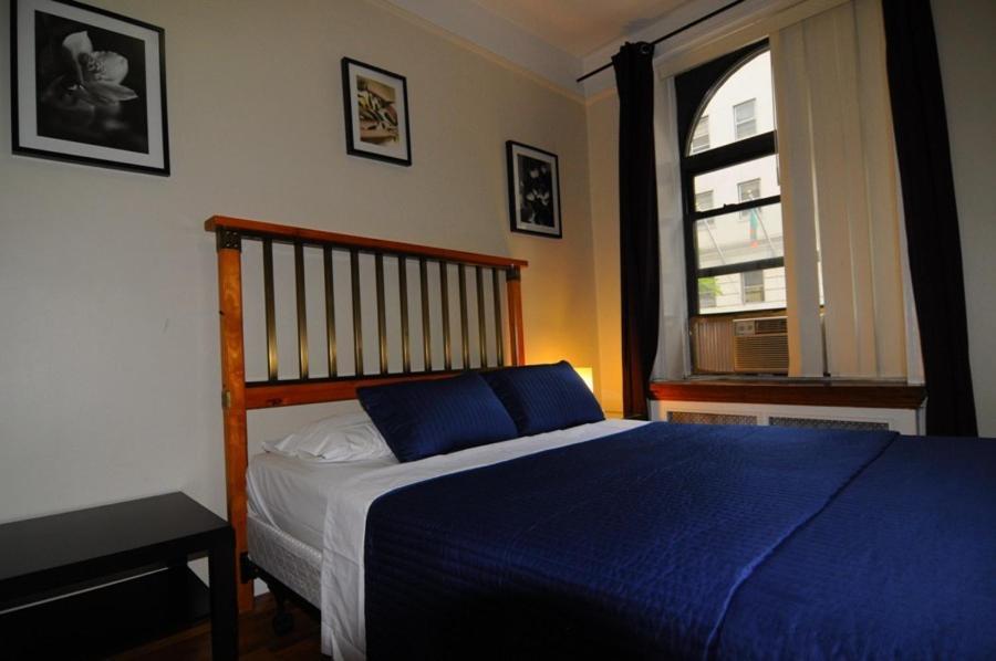 Midtown East 3*
