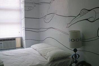Chelsea Star Hotel