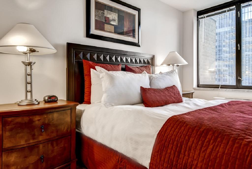 Global Luxury Suites At Symphony House *