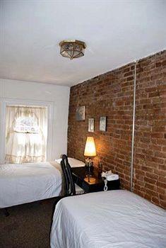 Off Park Apartment
