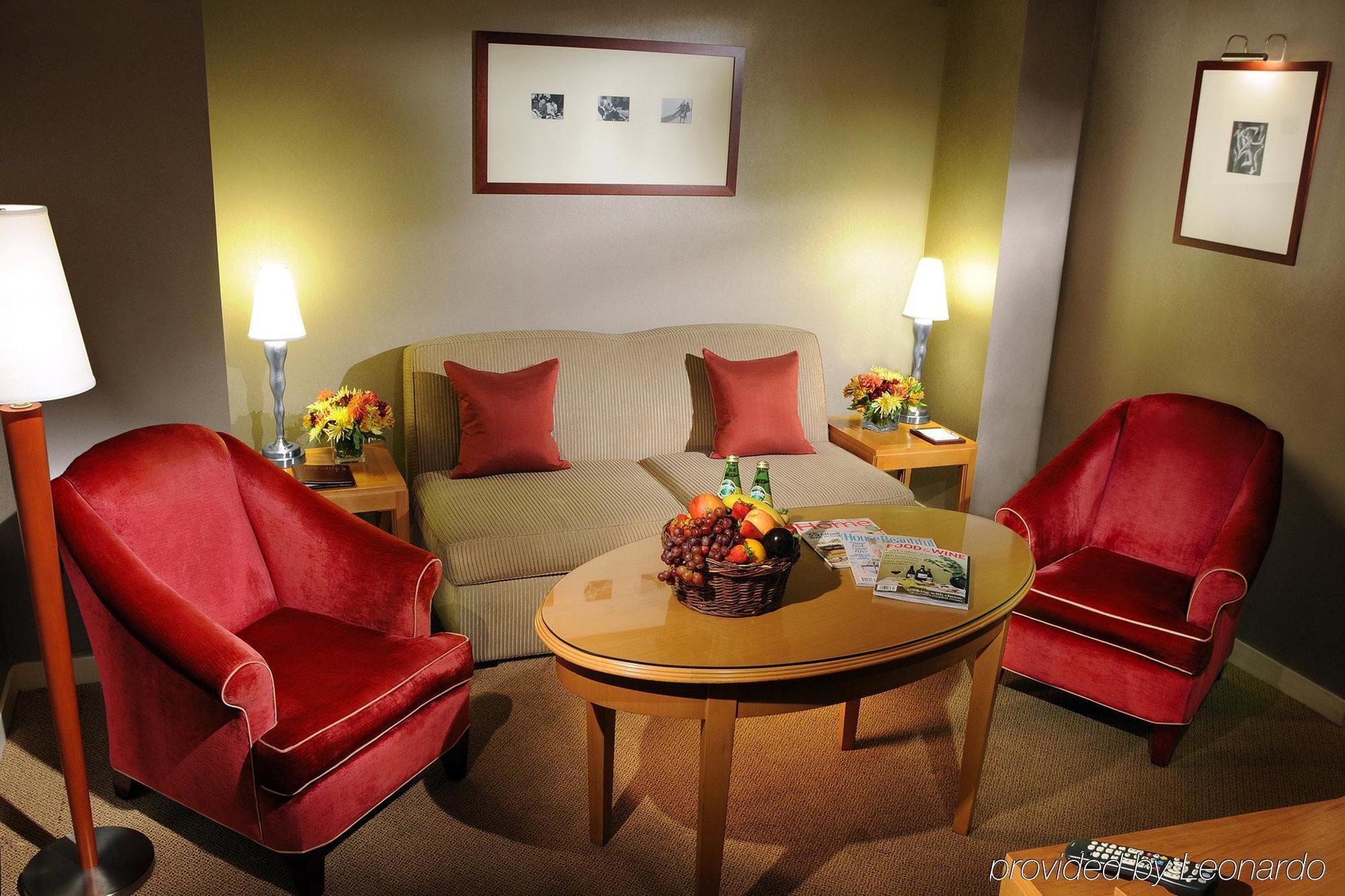 Hotel Giraffe By Library Collection