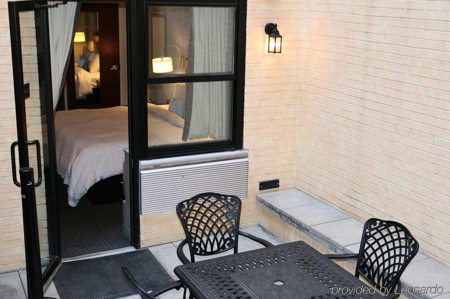 Hotel Hampton Seaport Financial District 3*