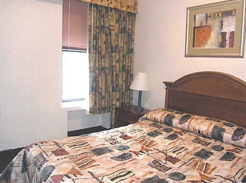 Pensão New York Inn 2*