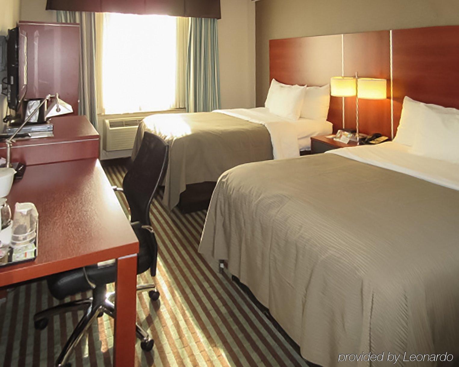 Hotel Prince Flushing