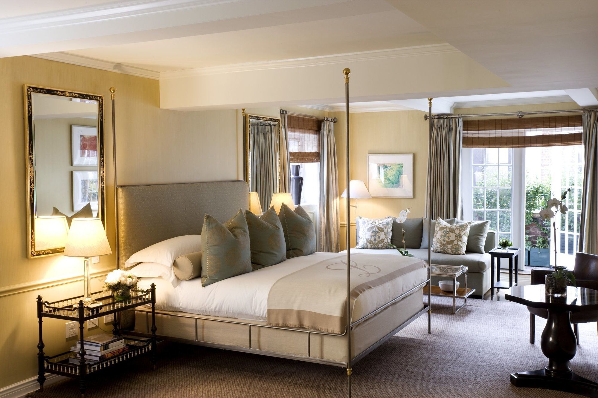 Hotel Lowell 5*