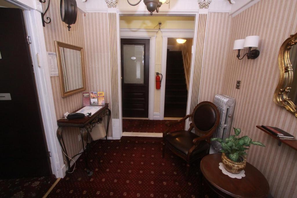 Midwood Brooklyn Apartment New York