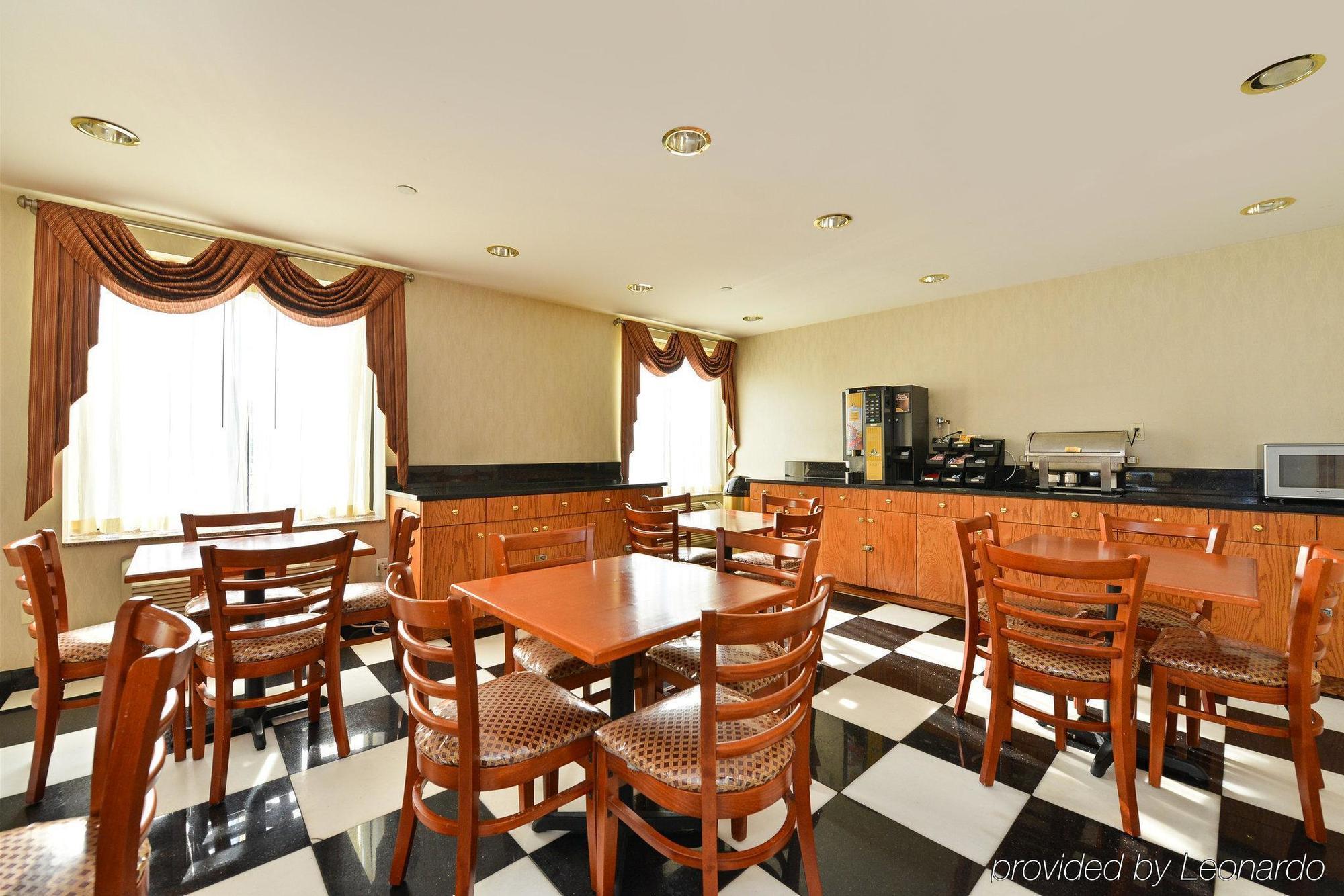 Lex View At Jfk Airport Hotel 2*