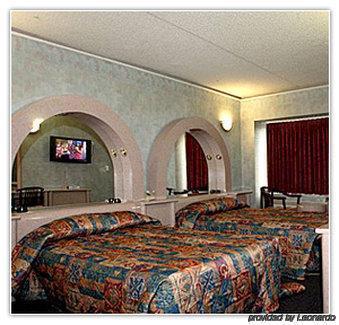 Galaxy Motel 2*