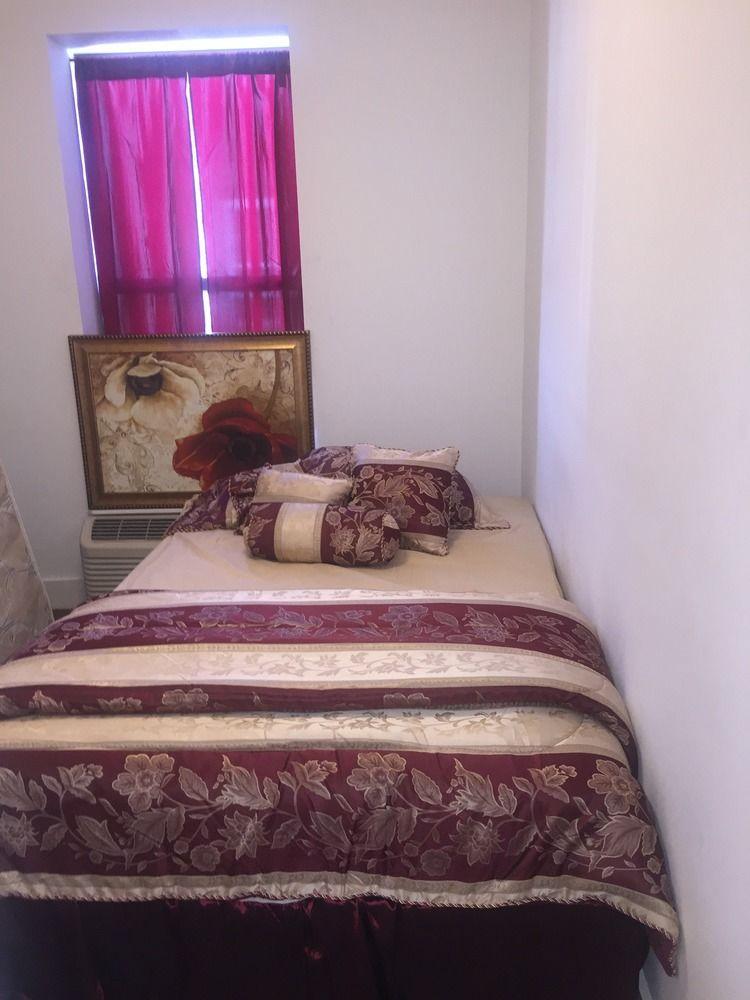 Williamsburg Hotel 2*
