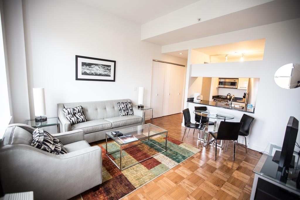 Apartment 20 Exchange Place *