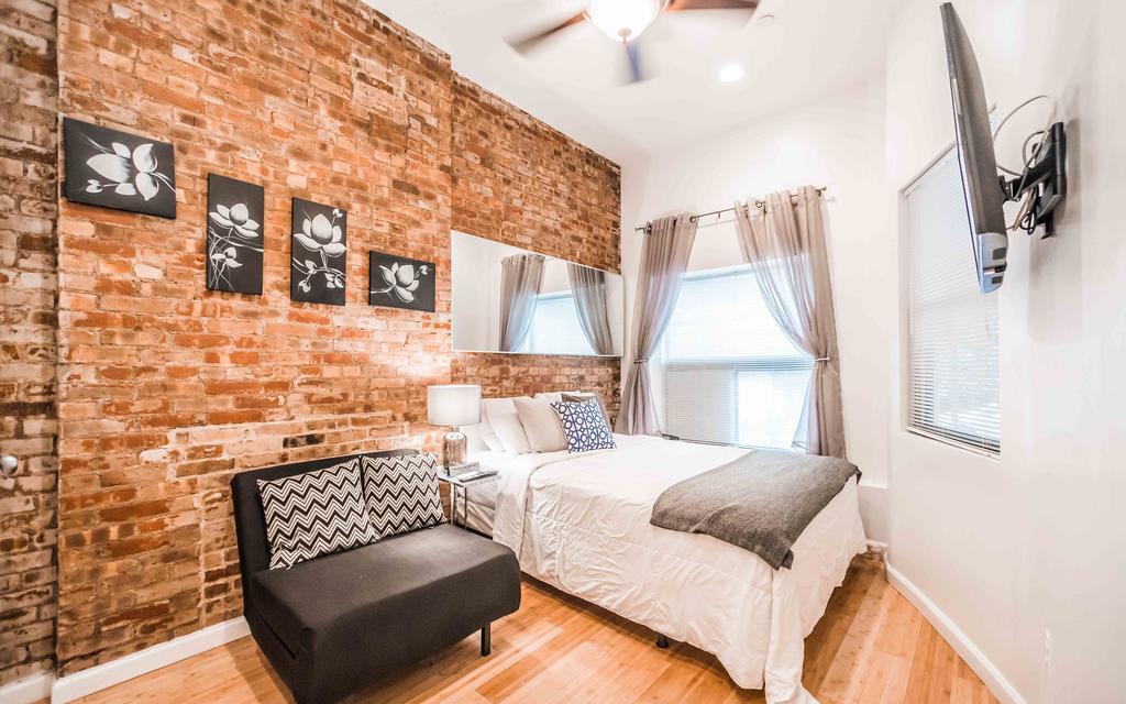 Chelsea (adults Only) Inn
