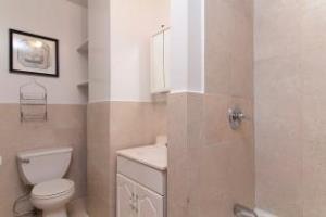 49th St And 9th Ave - 3 Bedroom Hotel New York