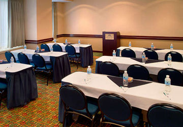 Hotel Courtyard Manhattan/midtown East 4*