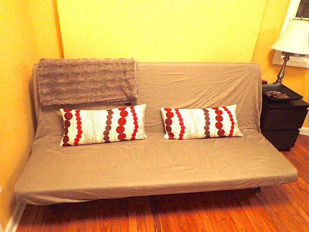 Large 1 Bedroom Chinatown Apartamento