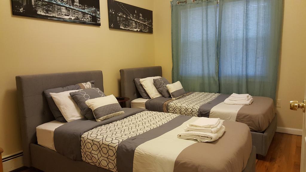 Holiday home Warwick House