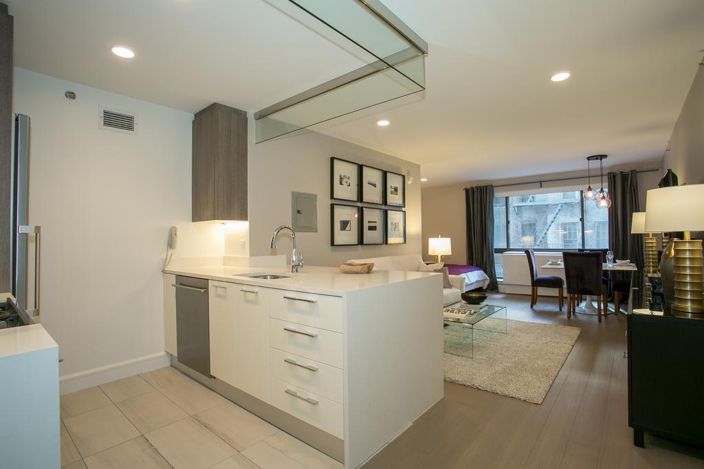 Luxury Studio - Midtown West B New York