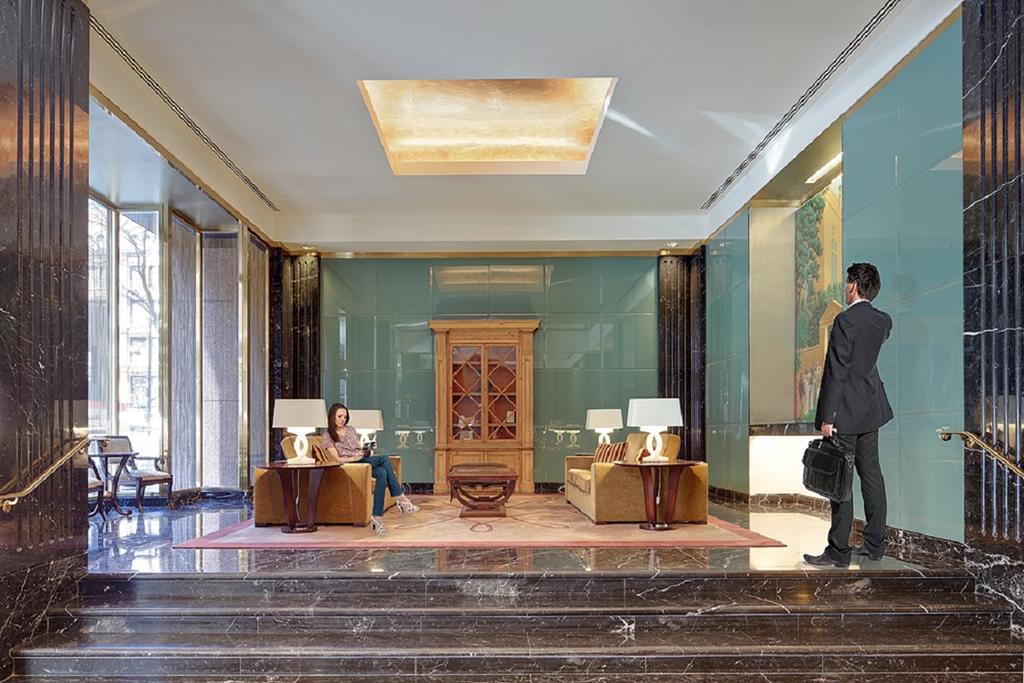 Global Luxury Suites At Symphony House New York