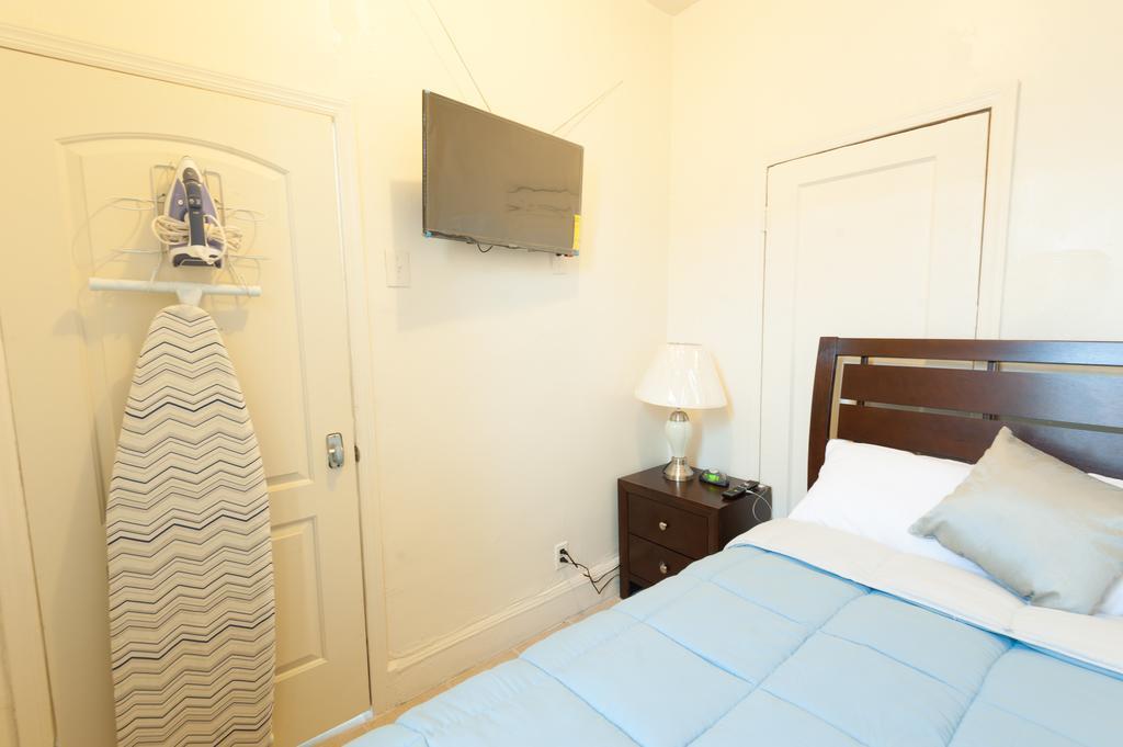 Studio And 1 Bedroom Apartments - Bronx *
