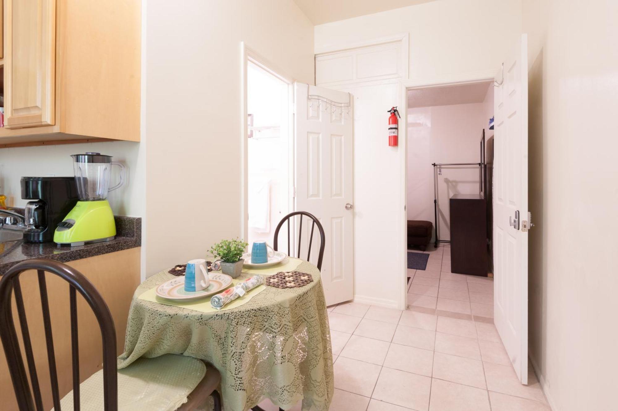 Apartment Studio And 1 Bedroom Apartments - Bronx