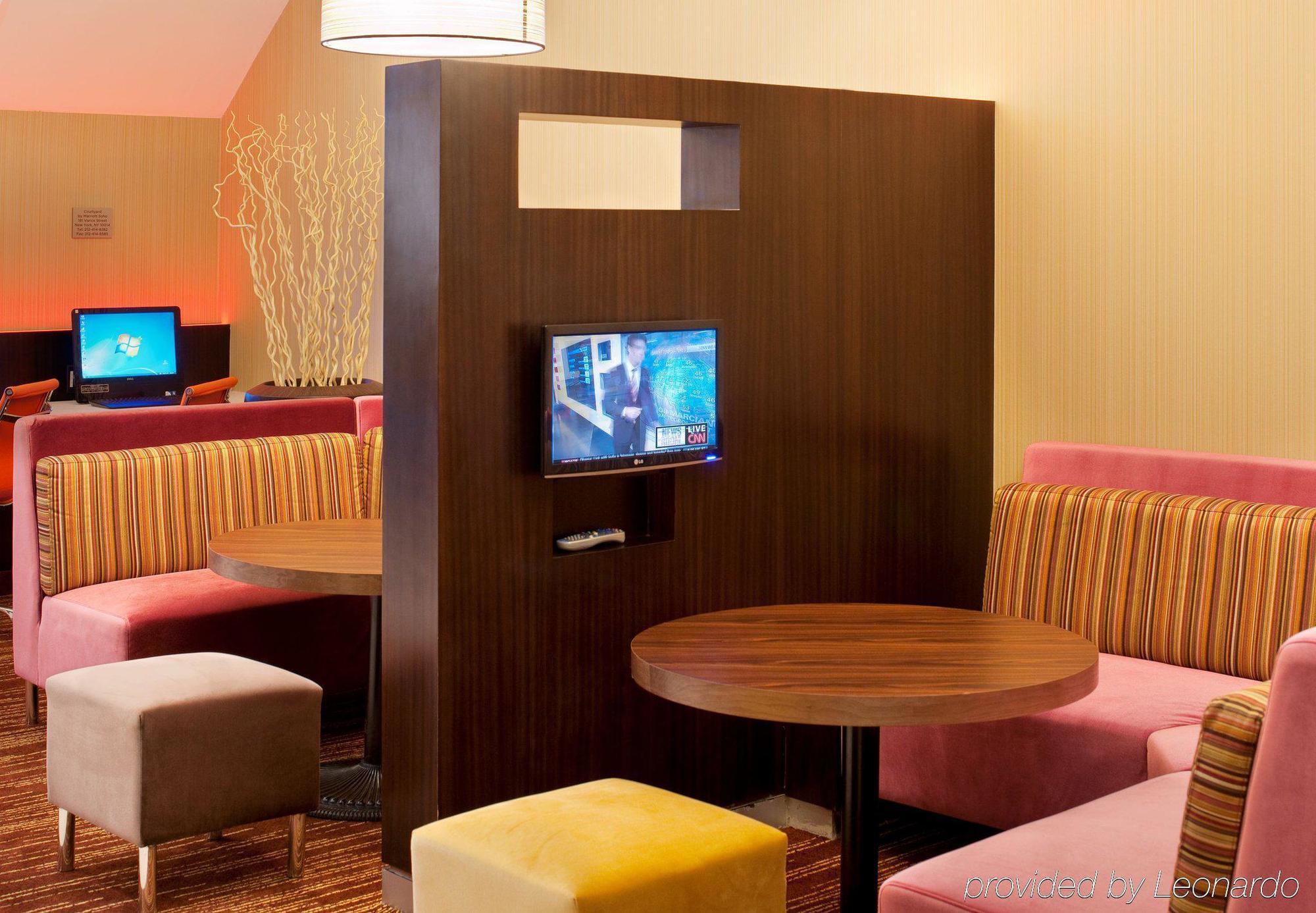 Courtyard By Marriott Manhattan / Soho