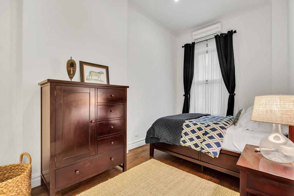3/2 Columbus Circle #3 Apartment *