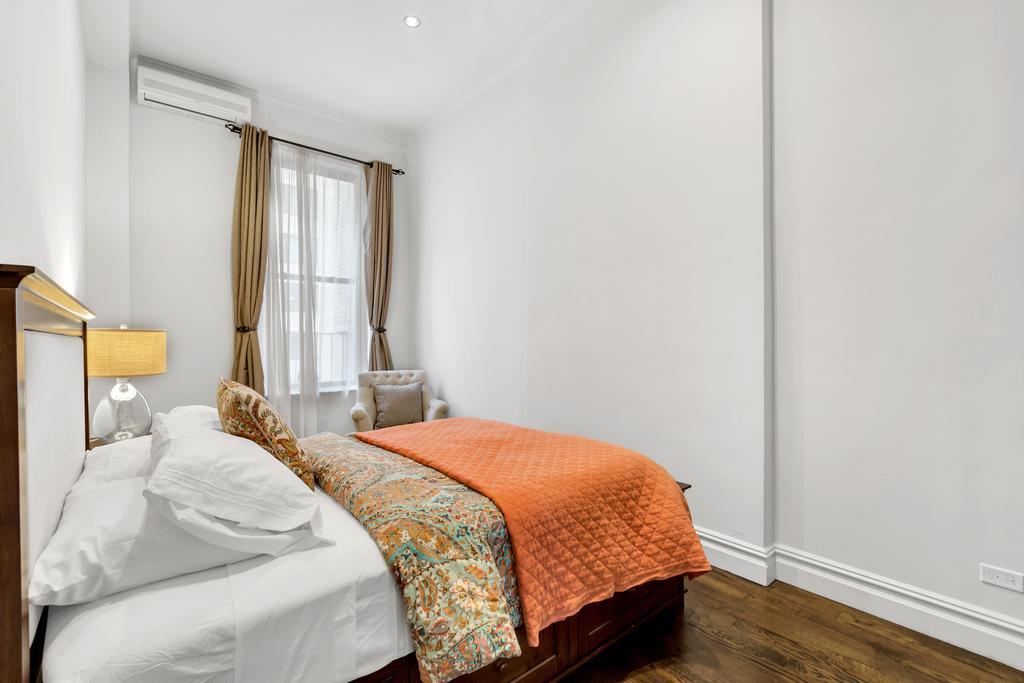 Apartment 3/2 Columbus Circle #3 New York