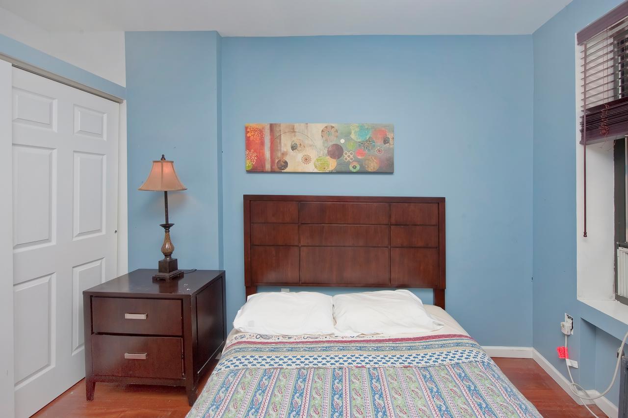 Upper East Suites *