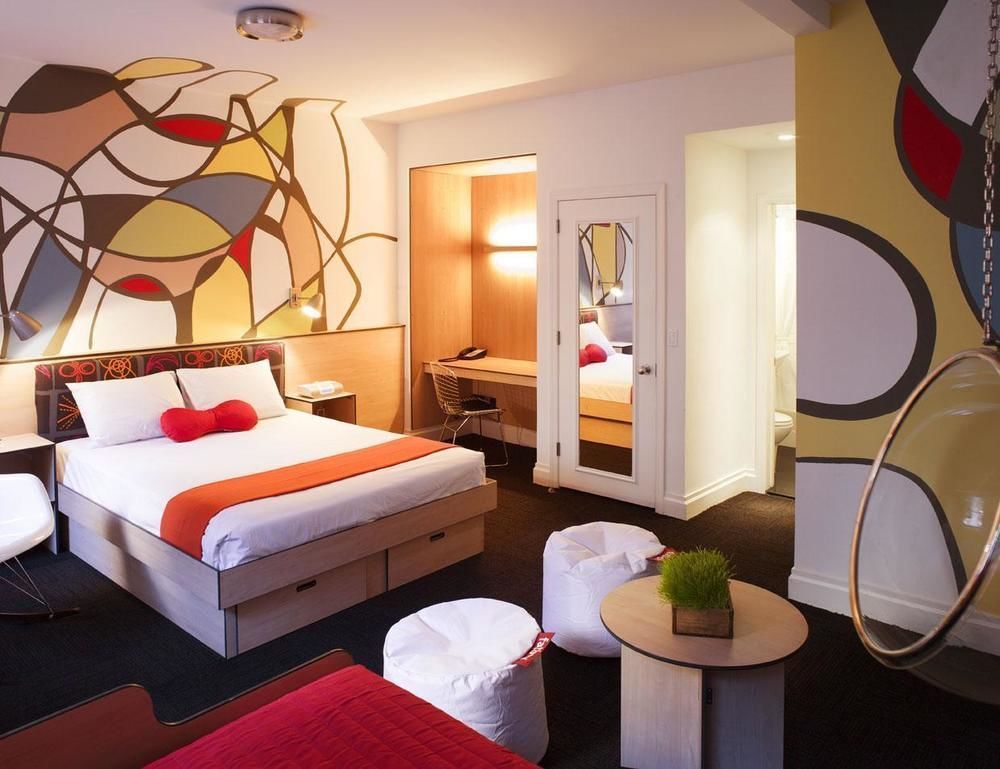 Pod 51 Hotel 3*
