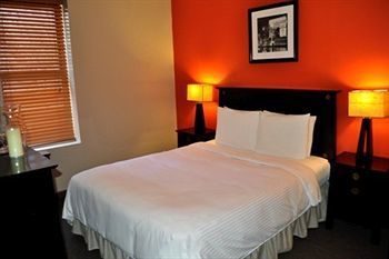 Broadway Hotel&hostel *