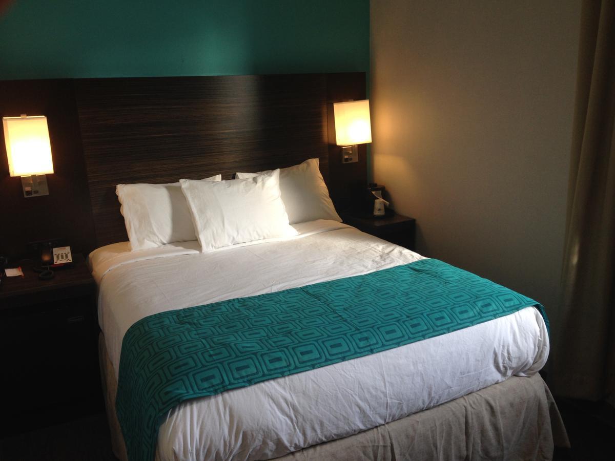 Rockaway Hotel