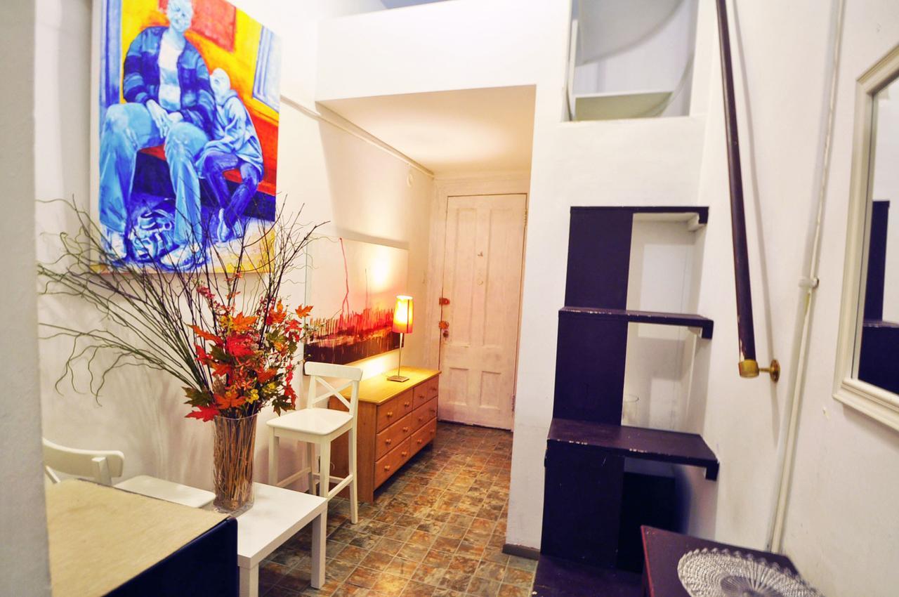 Chelsea Art Hostel