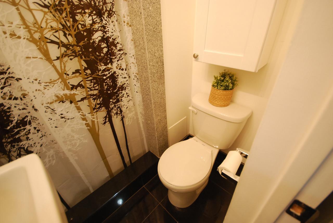 Broadway Apartment