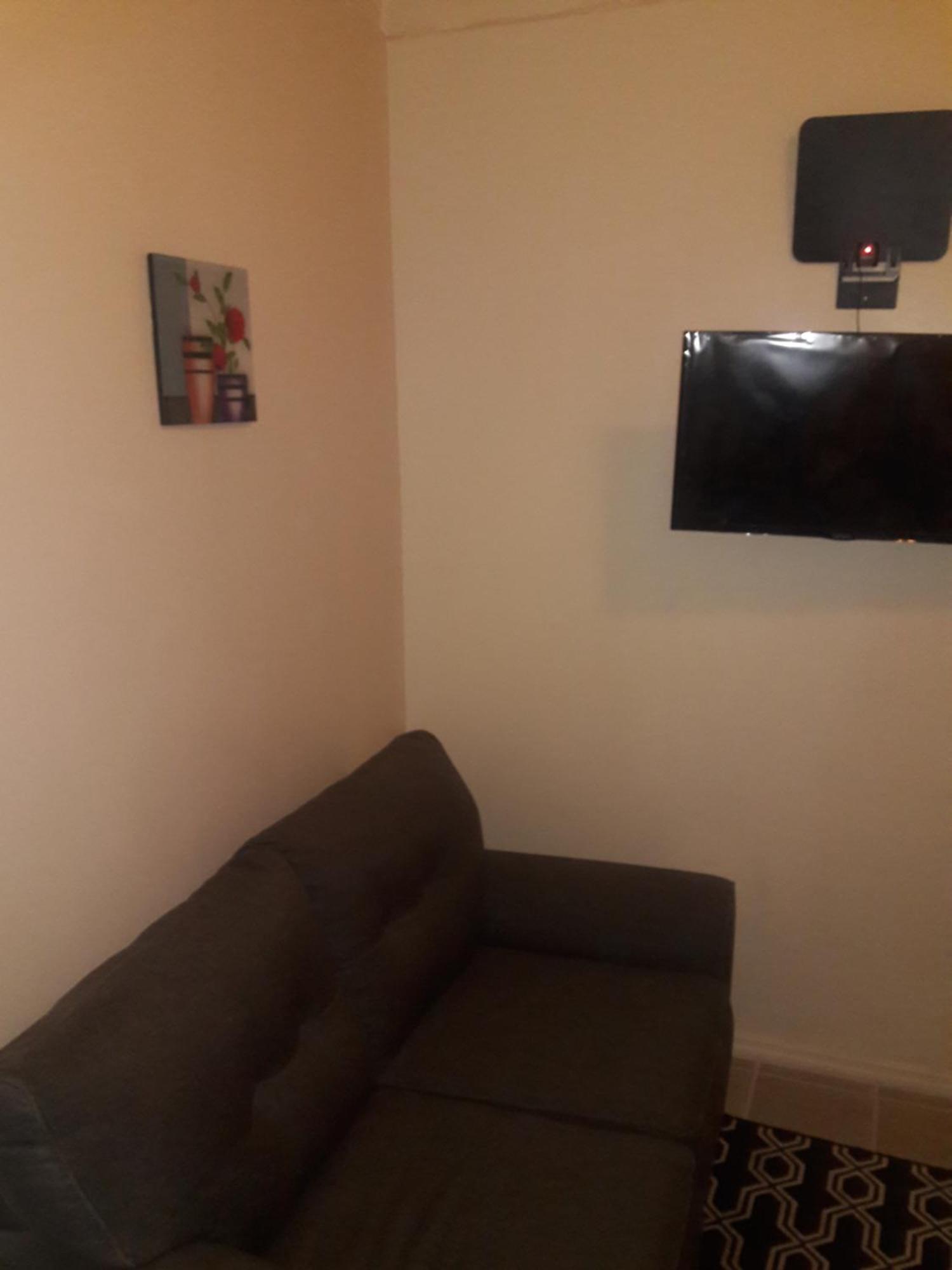Studio And 1 Bedroom Apartments - Bronx