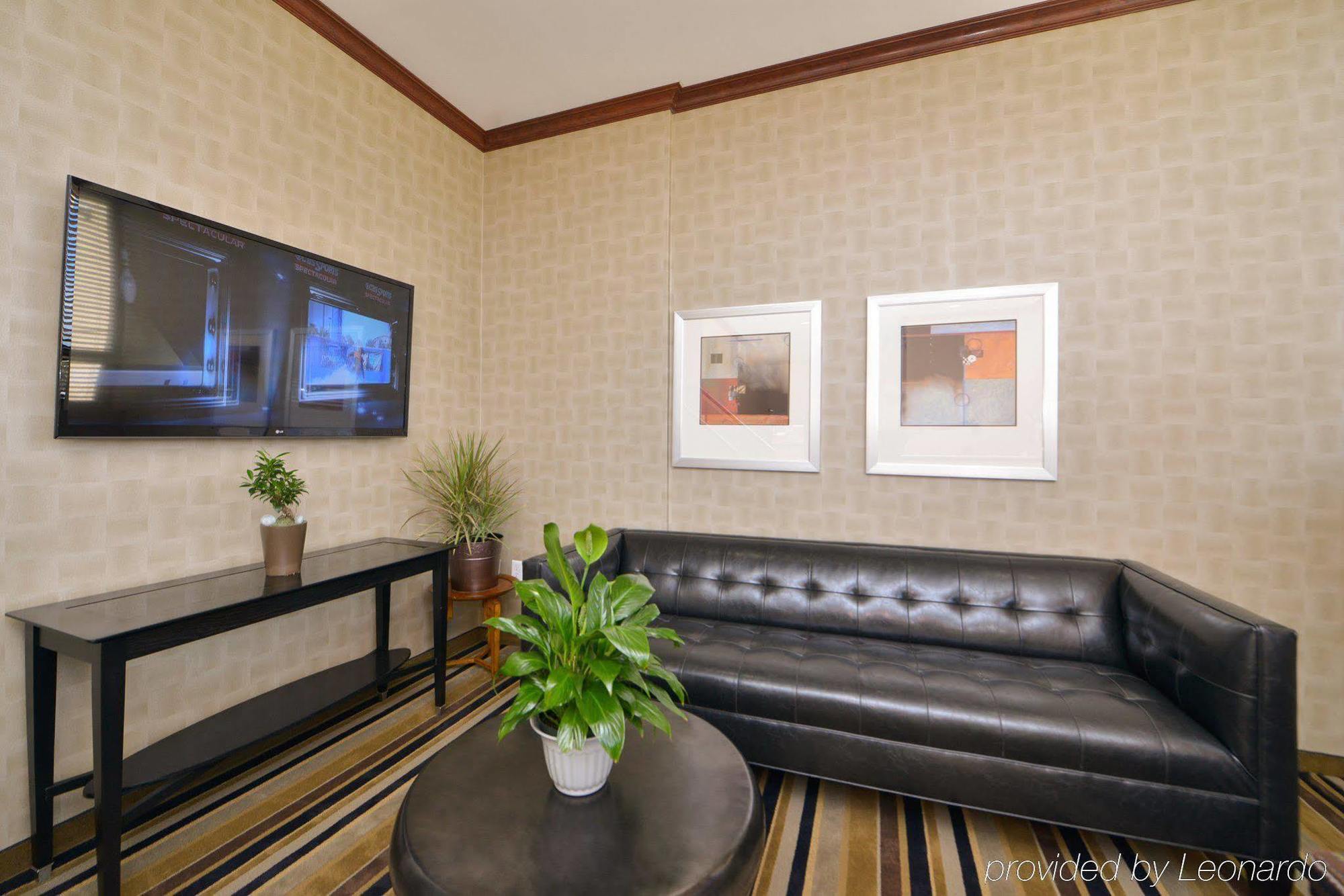 Hotel Express Laguardia Airport, An Ihg New York