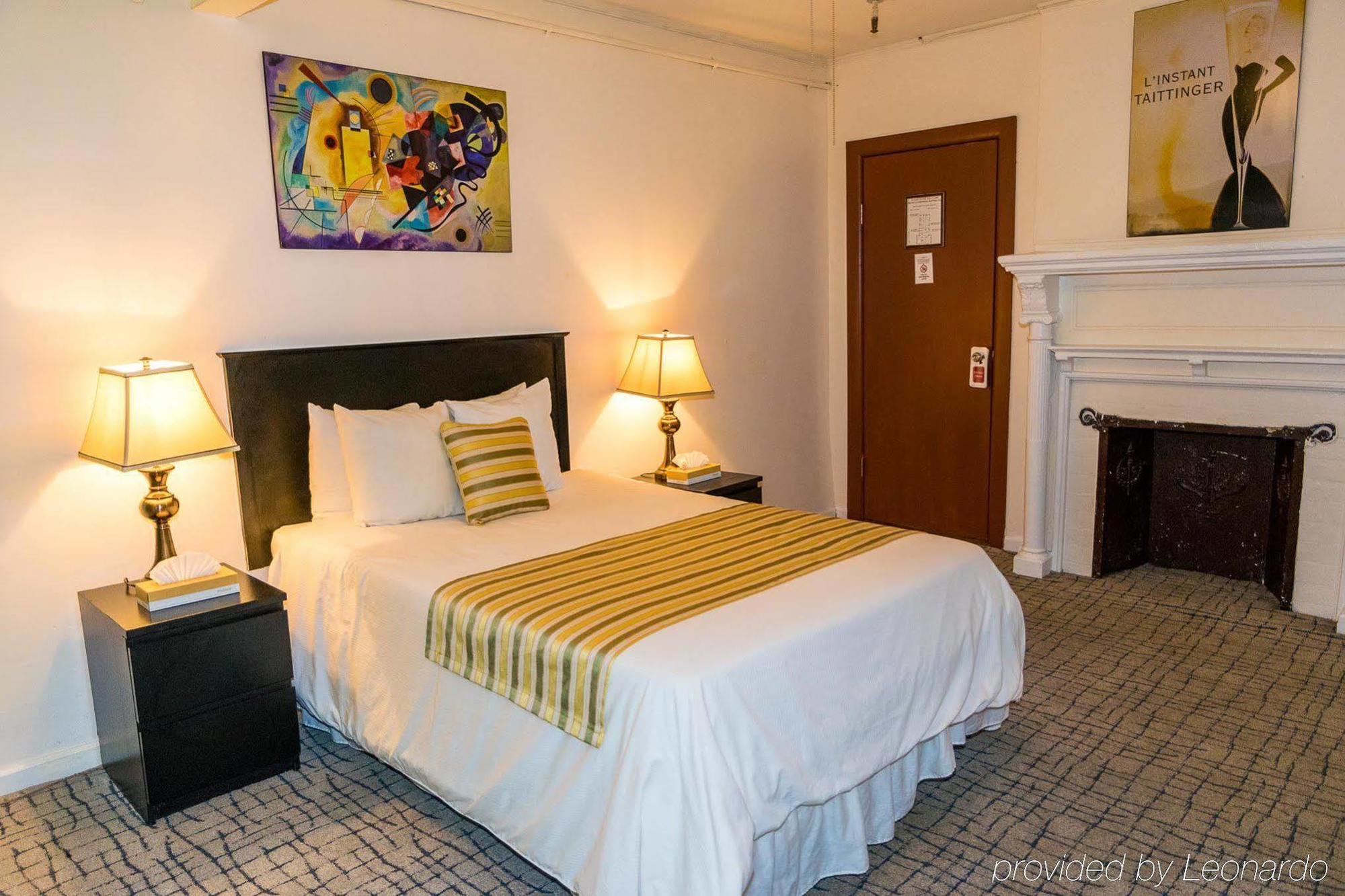 Royal Park Albergue *