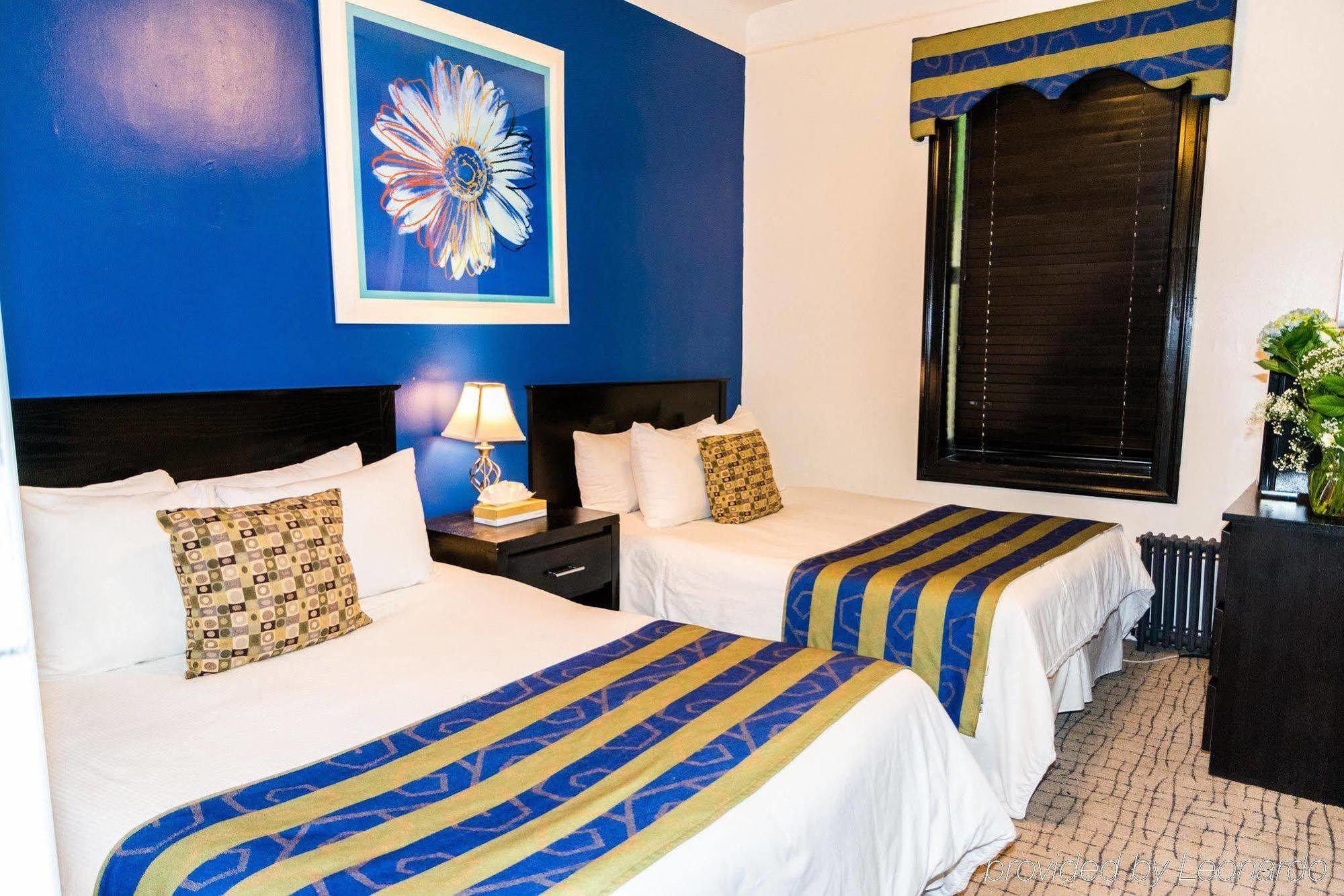 Albergue Royal Park *