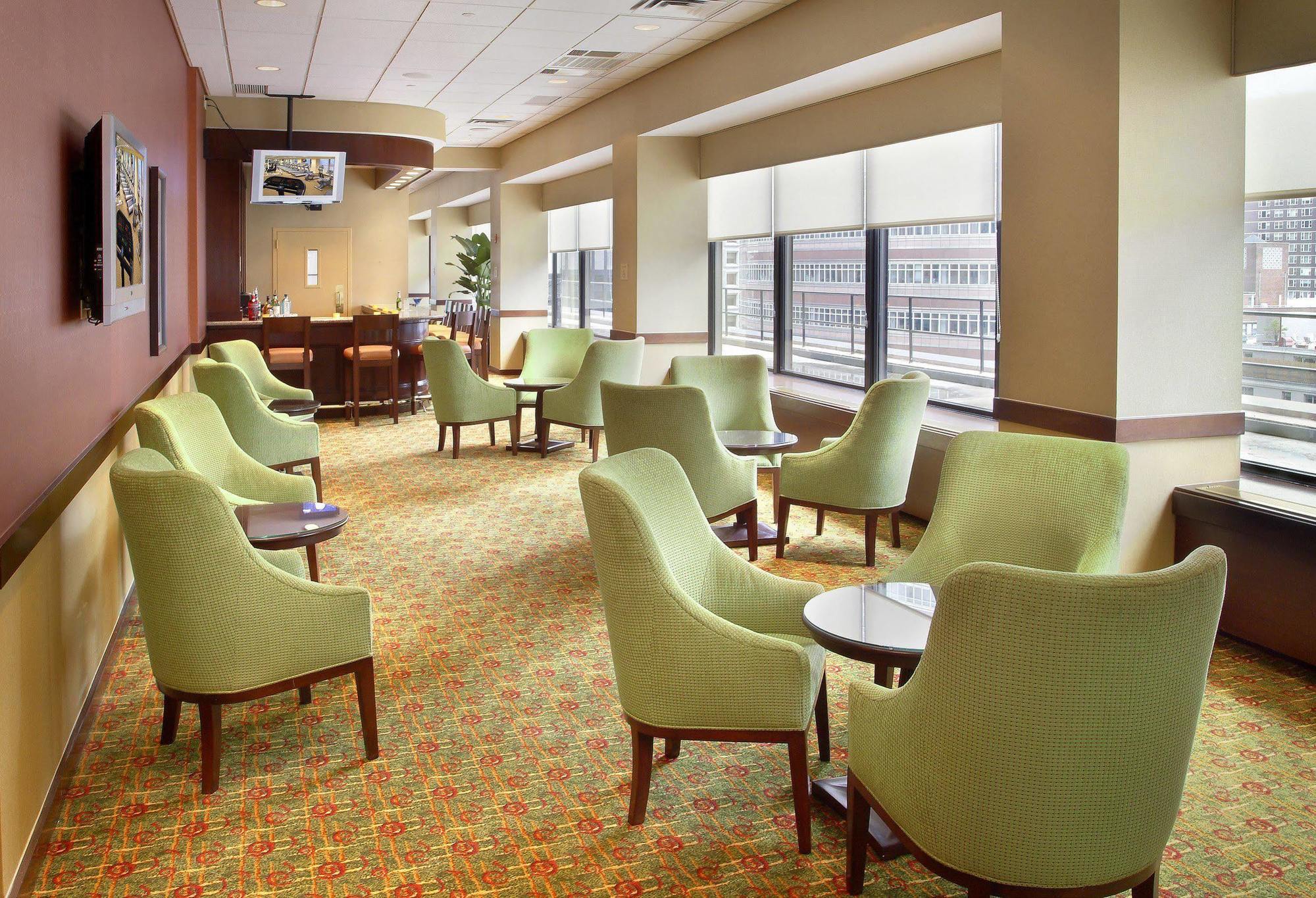 Courtyard Manhattan/midtown East Hotel 4*