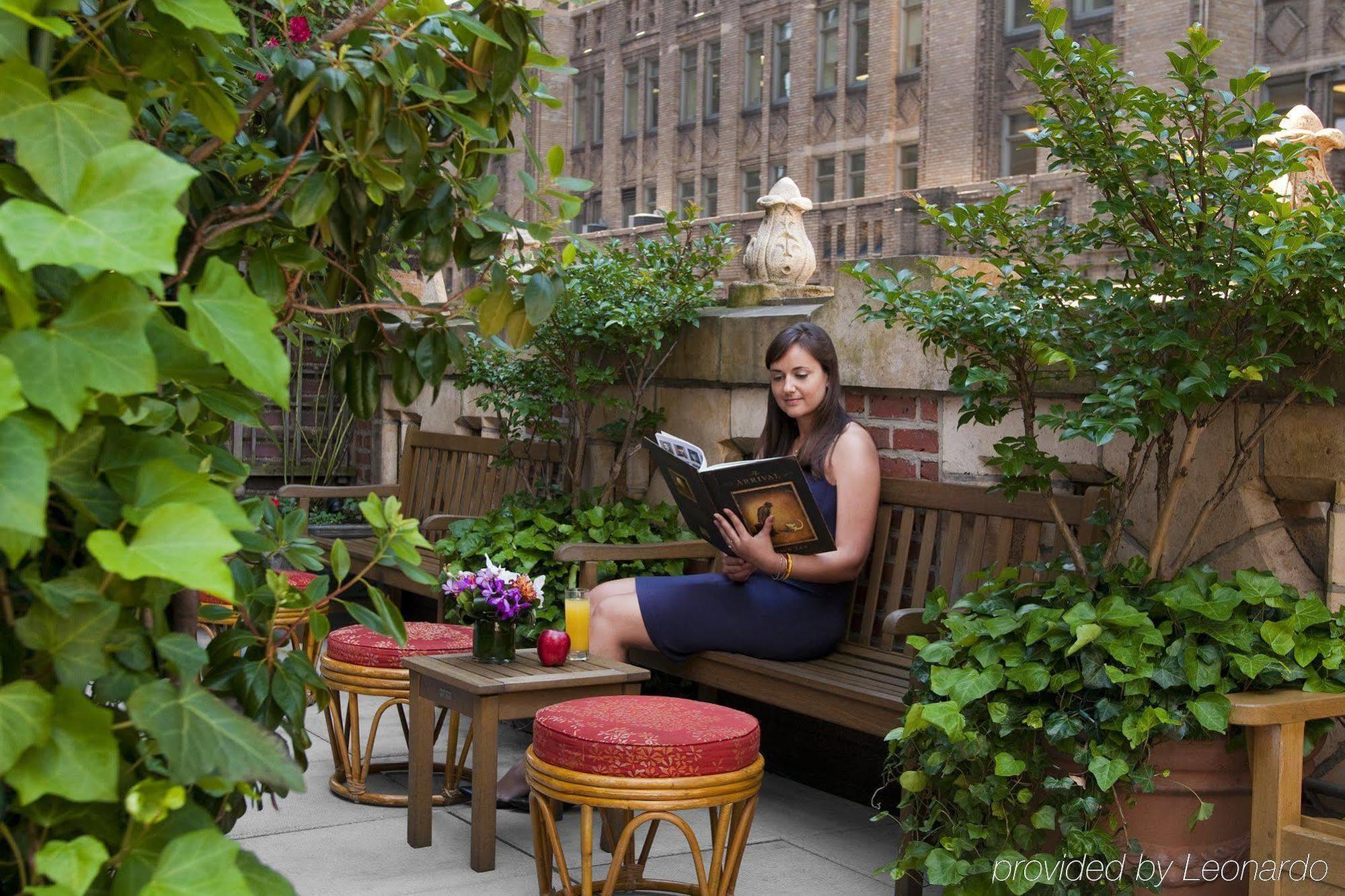 Hotel Library By Library Collection 4*