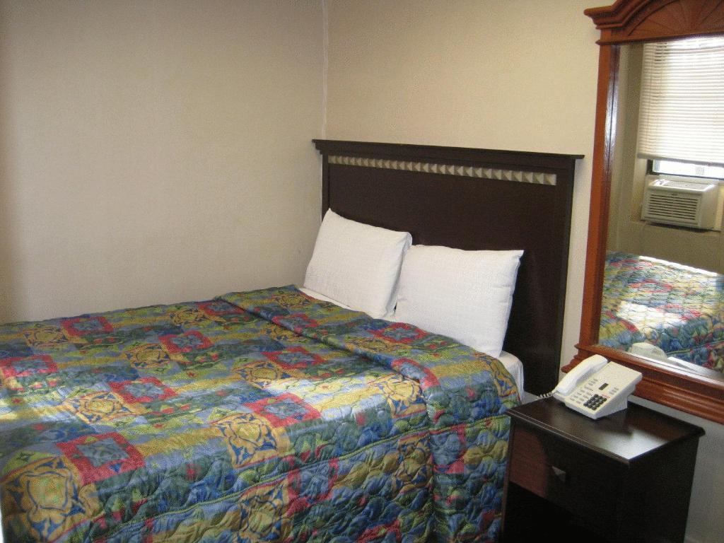Pensão New York Inn 2*