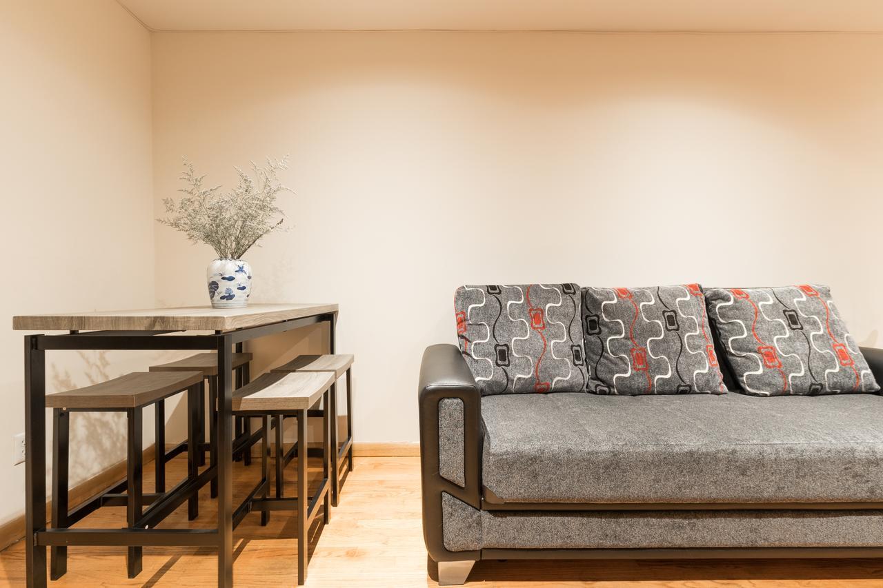Deluxe And Stylish With Brick Wall Exposed * New York