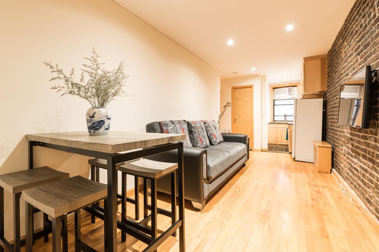 Deluxe And Stylish With Brick Wall Exposed New York
