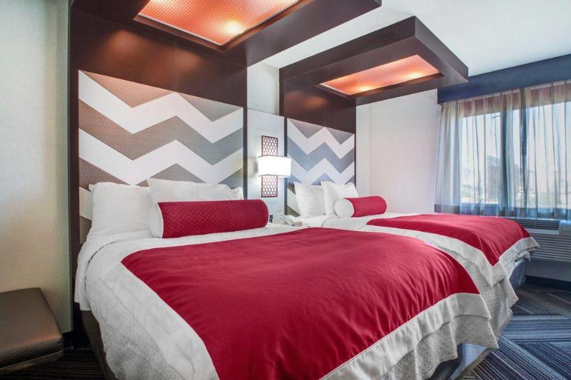 Verve Hotel 3*