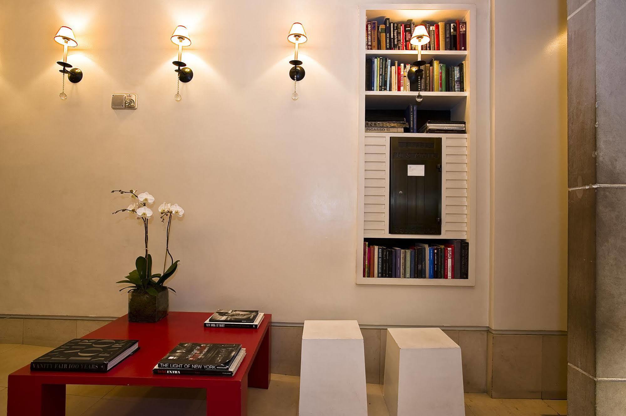 Club Hotel 4*
