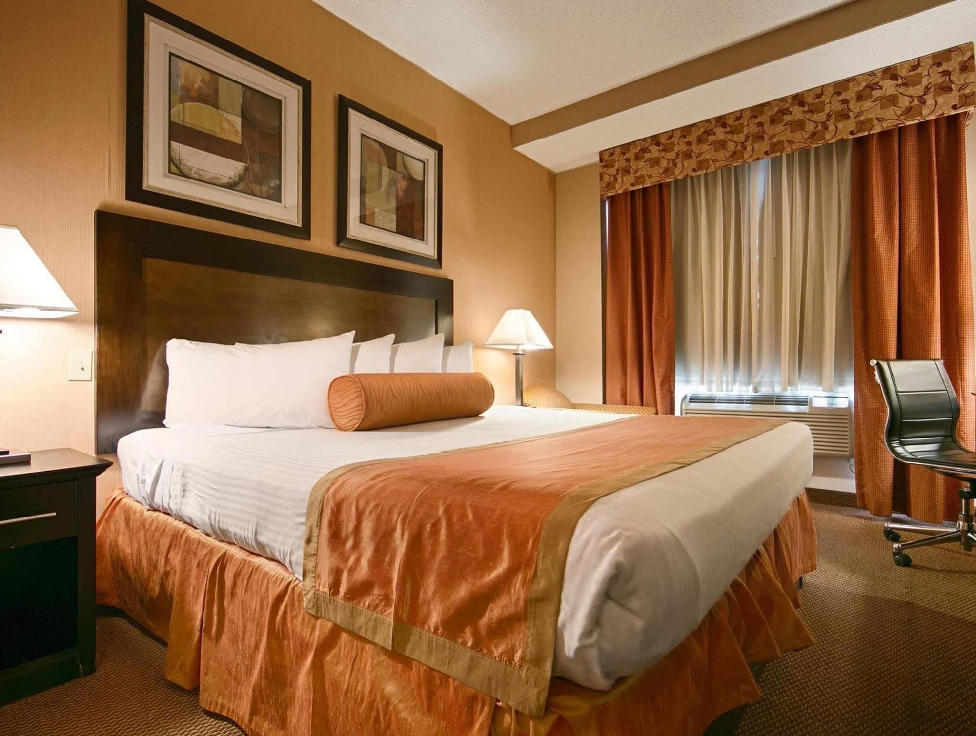Best Western Plus Brooklyn Bay Hotel 3*