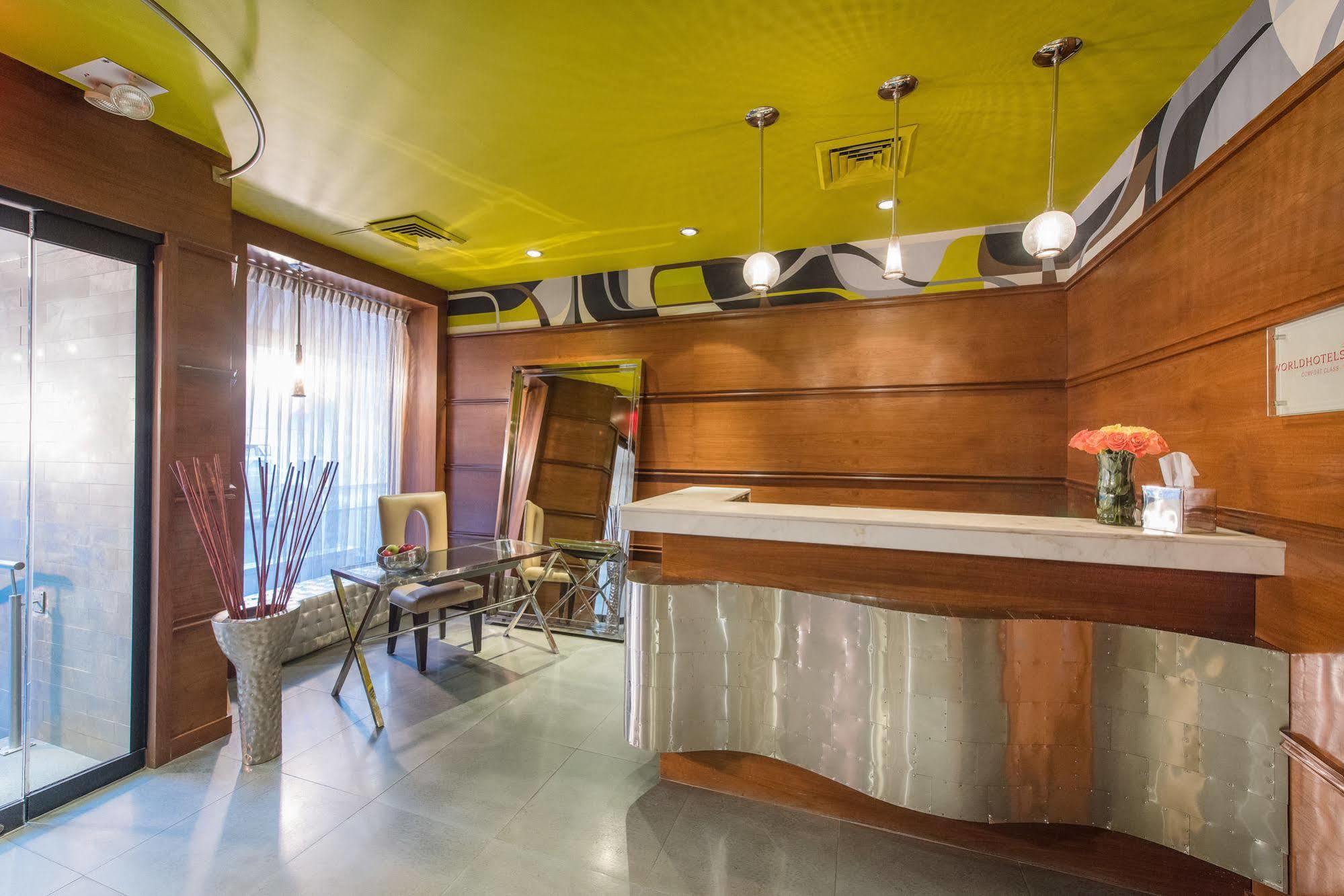 Hotel Moderne 4*